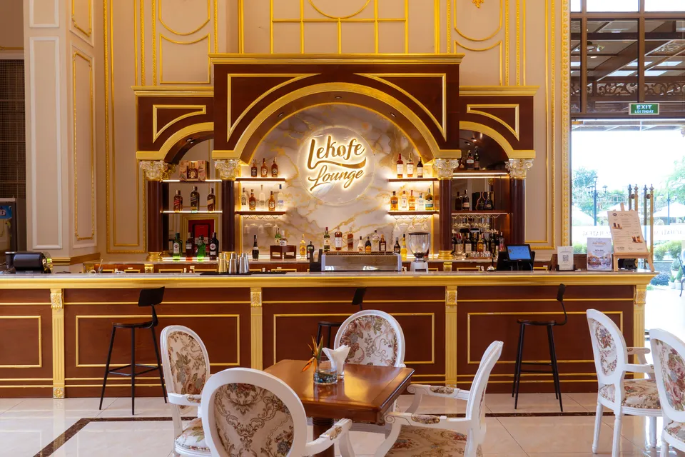 Quầy Lekofe Lounge trong khách sạn Lachateau